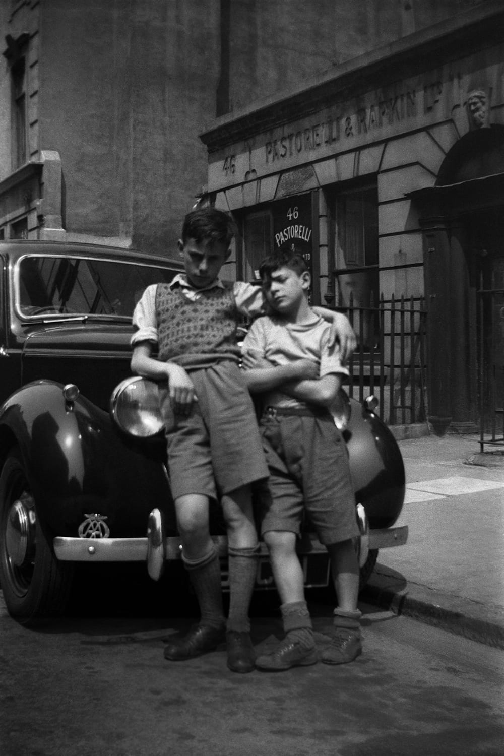 Italian Boys, Hutton Garden, London, 1948. O’Brien took this picture of his two Italian friends with his family’s old brownie box camera in Clerkenwell