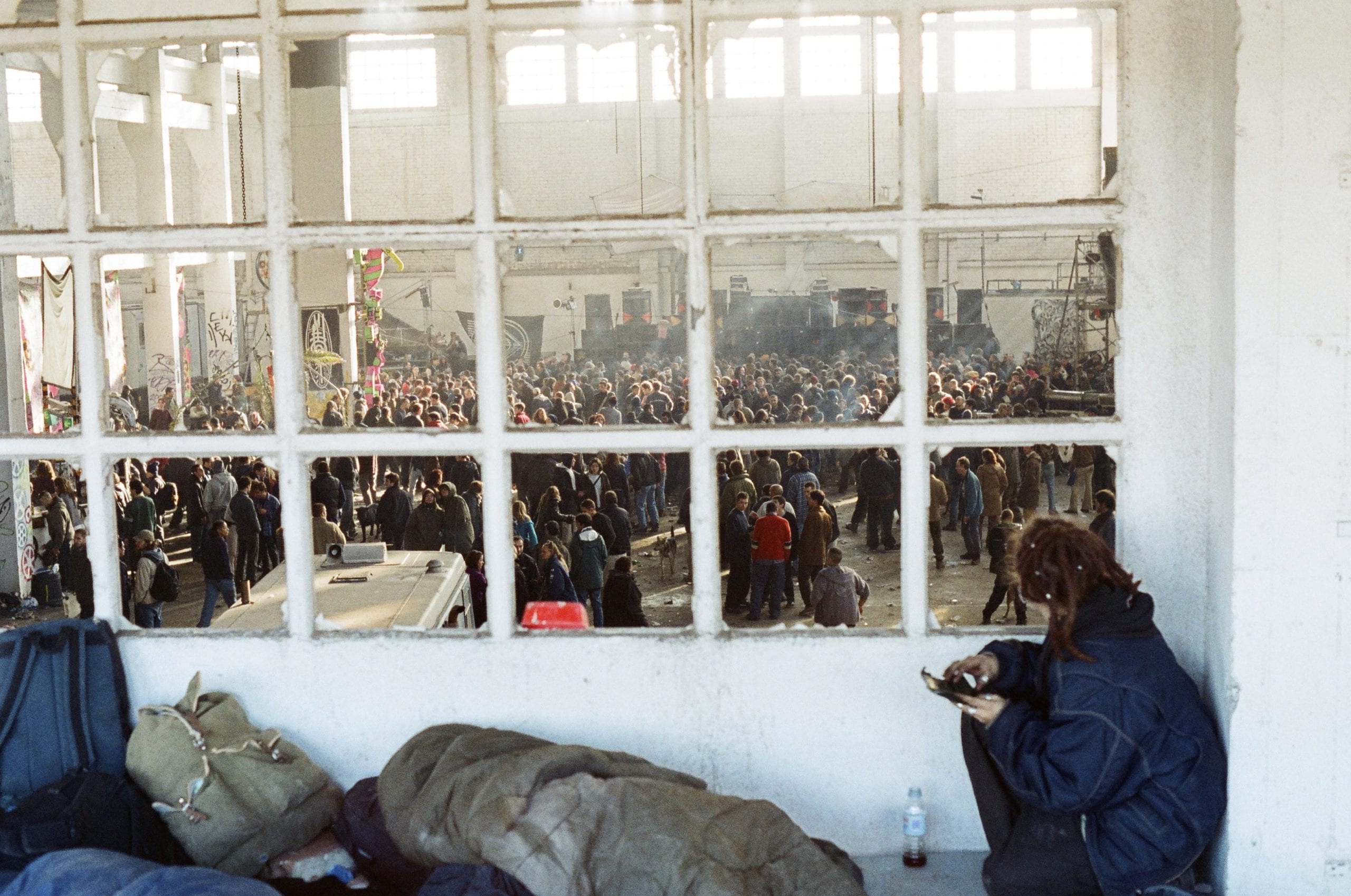 Free Party Scene, 1990s © Molly Macindoe/PYMCA