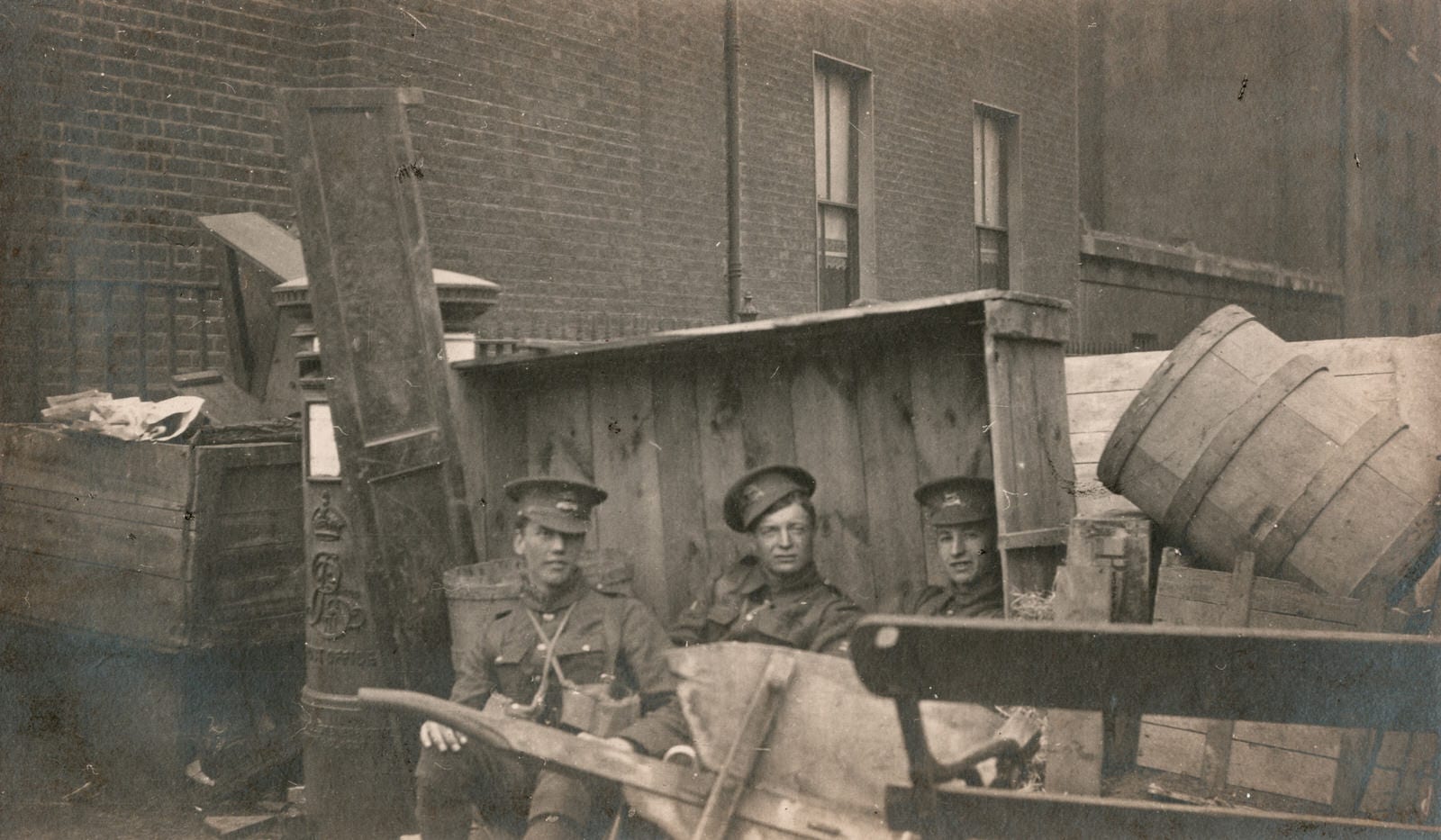 Holles Street barricade, 5th Leicesters, 1916