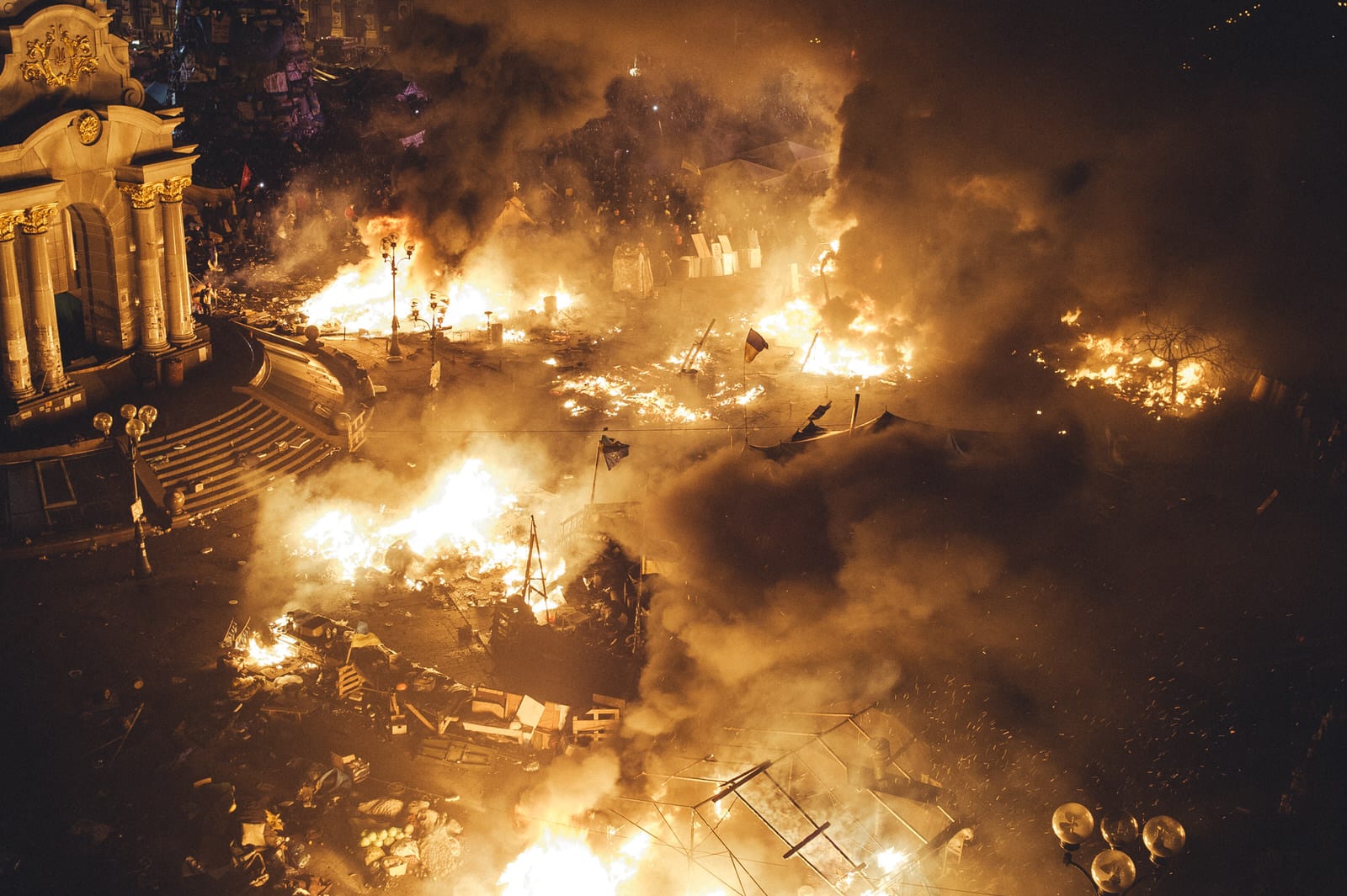 During another assault of the Maidan by police all the tents were burned. 18th February 2014