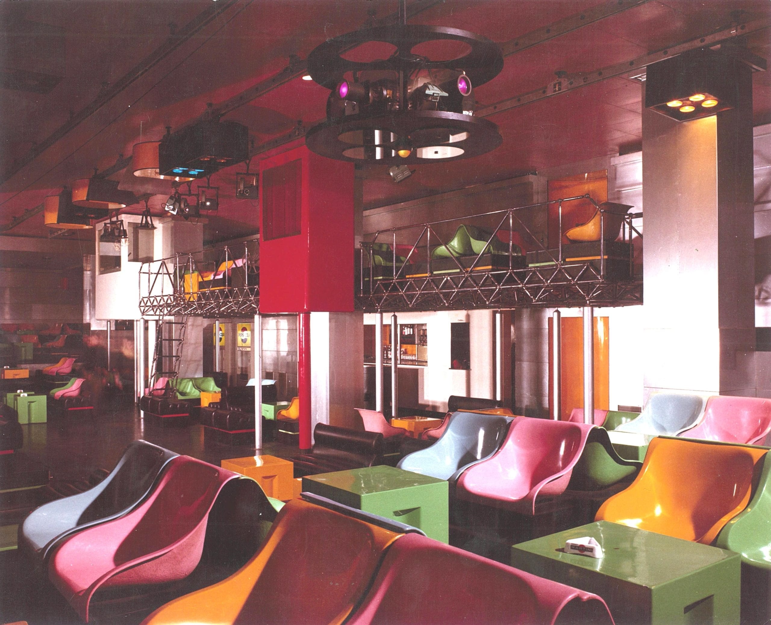 Interior of Piper, Turin designed by Pietro Derossi, Giorgio Ceretti and Riccardo Rosso, 1966. © Pietro Derossi