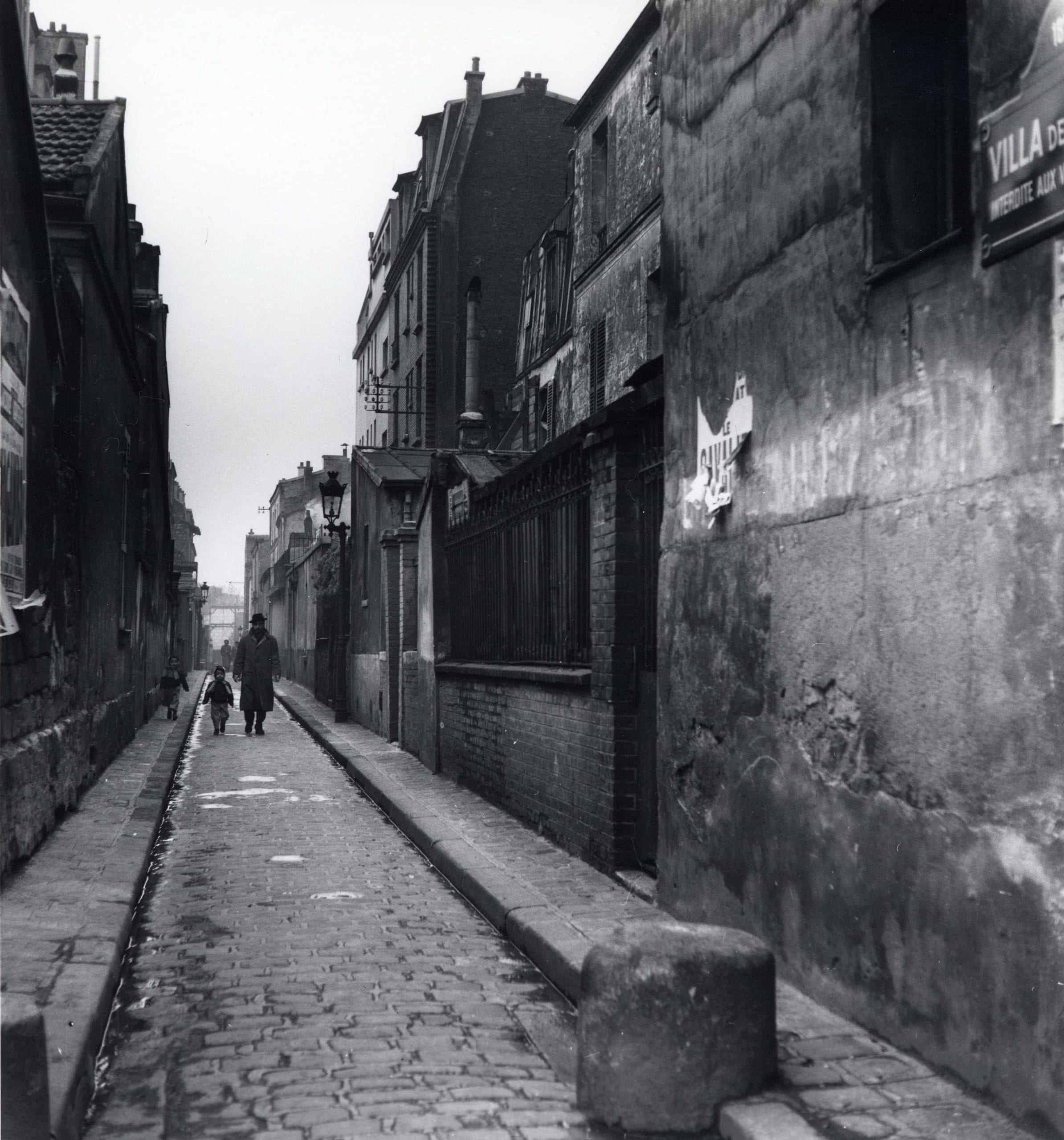 Dorothy Bohm, 'Villa des Tulipes, 18th arrondissement, near the Marché aux Puces, 1953'