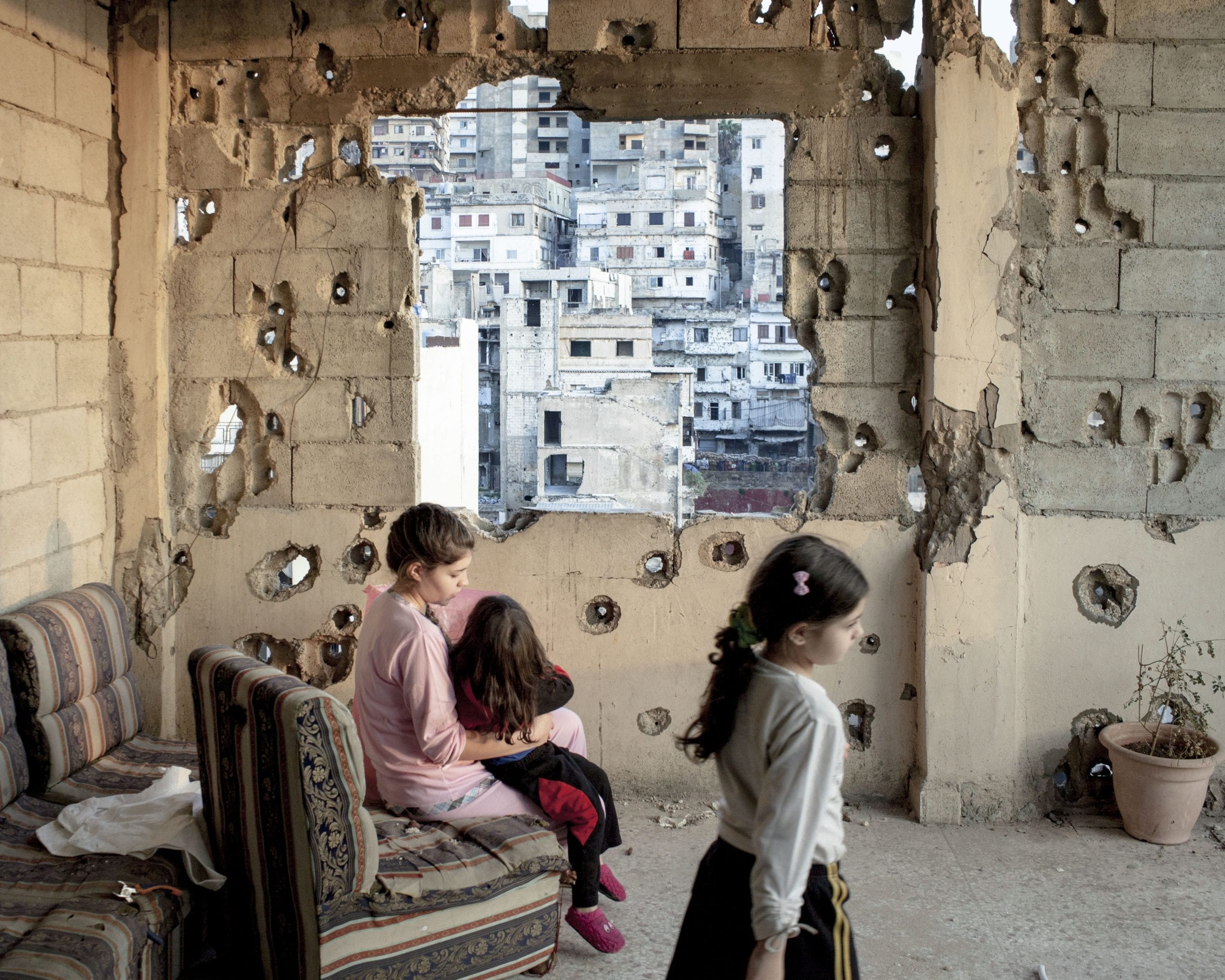 LEBANON. Tripoli. November 2013. Interior of an apartment on Syria Street destroyed by the fights, where the sectarian fights between Sunnis and Shiite are more violent.