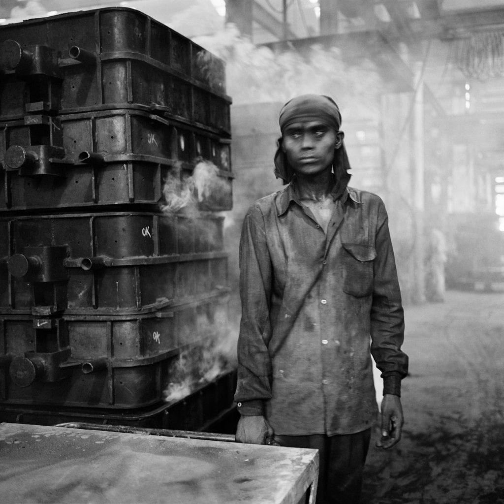 dayanita-singh_factories-3