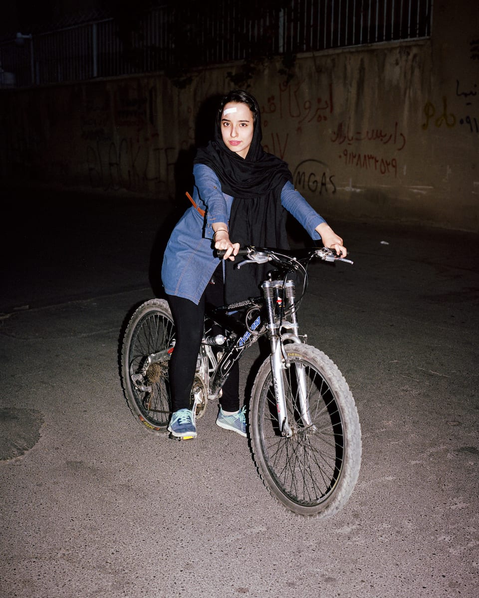 sarah-pannell-iran-01