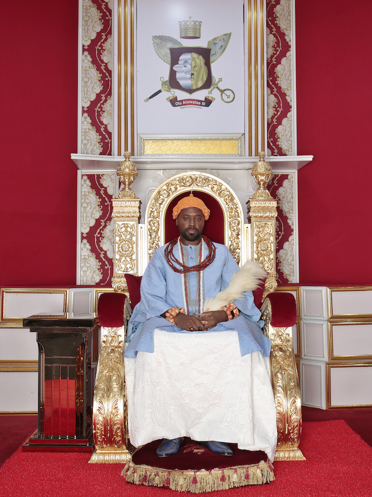 George Osodi, HRM Ogiame Atuwatse III, The Olu of Warri Kingdom, 2022. Courtesy of George Osodi and TAFETA