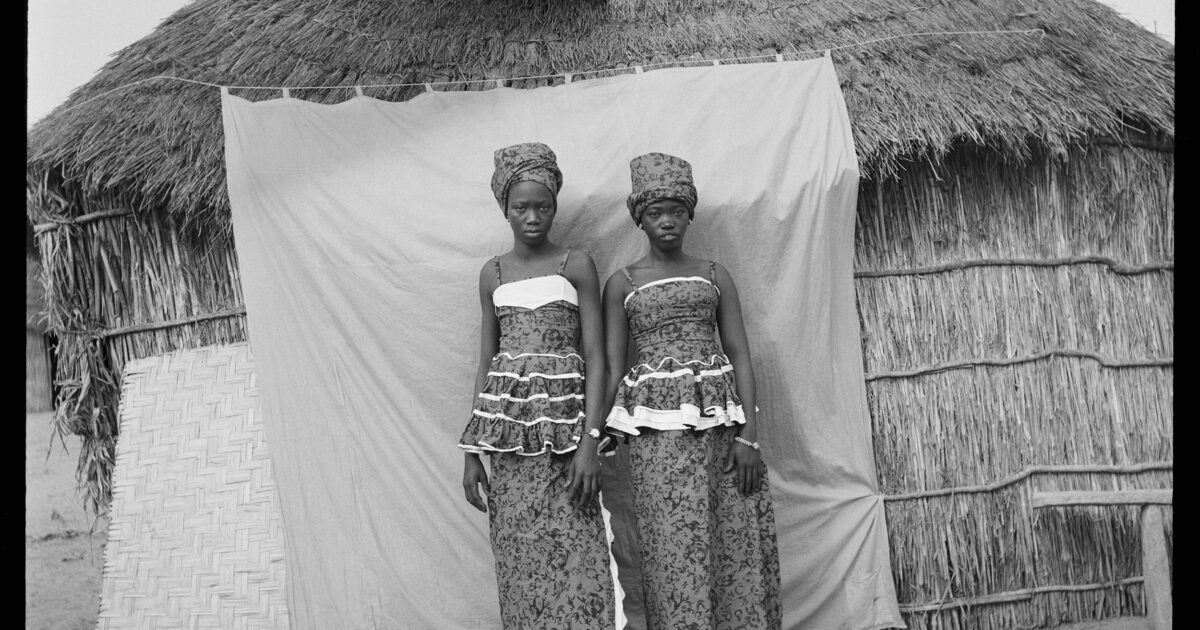 03_Oumar-Ka_Untitled-Two-Women