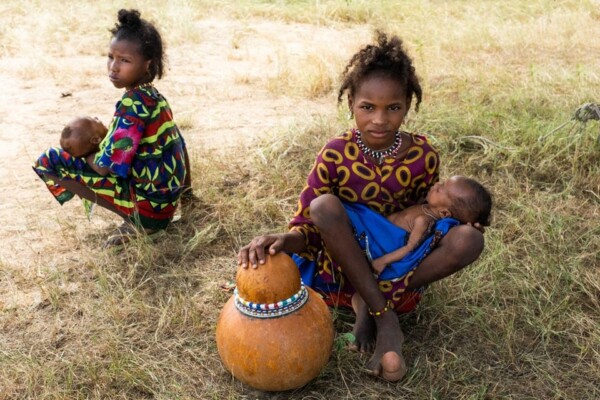 Wodaabe Babysitters, Sahel, Chad