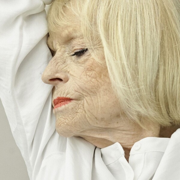 Sorella Englund, Solo