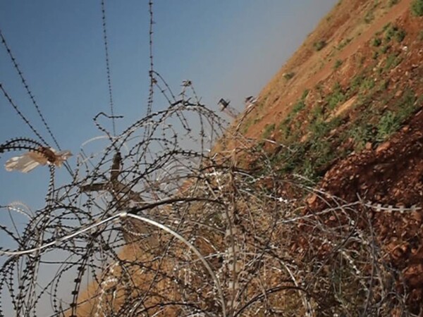 Untitled, clandestine crossing of the border between Syria and Turkey, video of 2 min 45s, province of Idlib (Syria) and Hatay province (Turkey), 2012.
