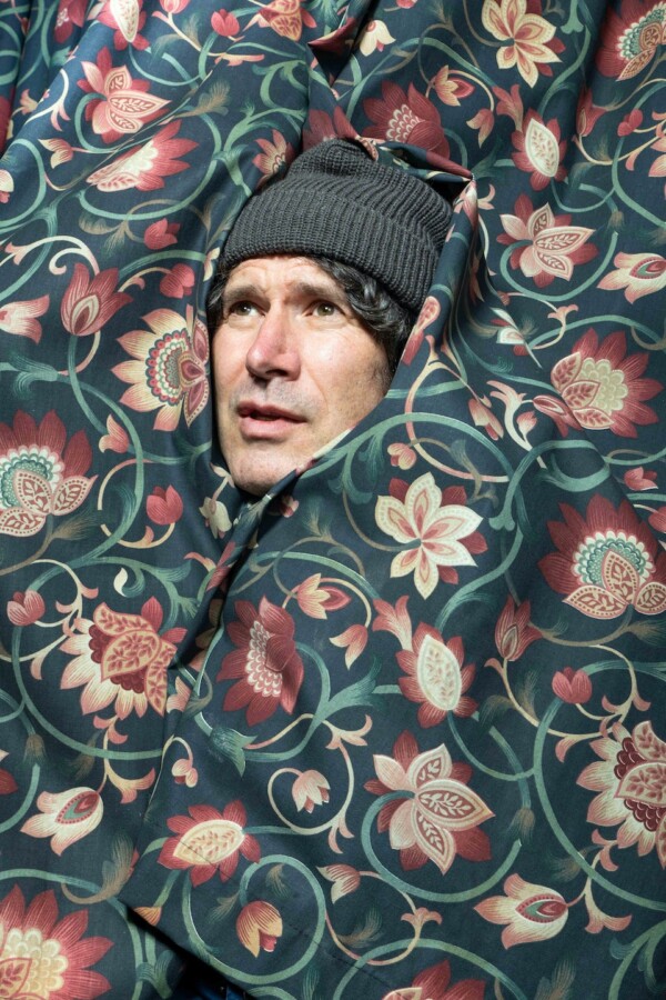 Gruff Rhys in the Snooker Room (1)